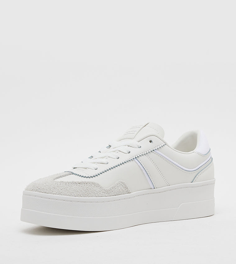 Tommy Hilfiger Logo Printed Lace-Up Sneakers