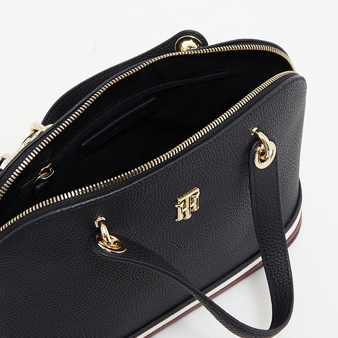 Tommy Hilfiger Signature Detail Crossover Bag (28x42x13)