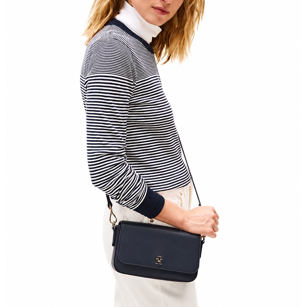Tommy Hilfiger Crossbody