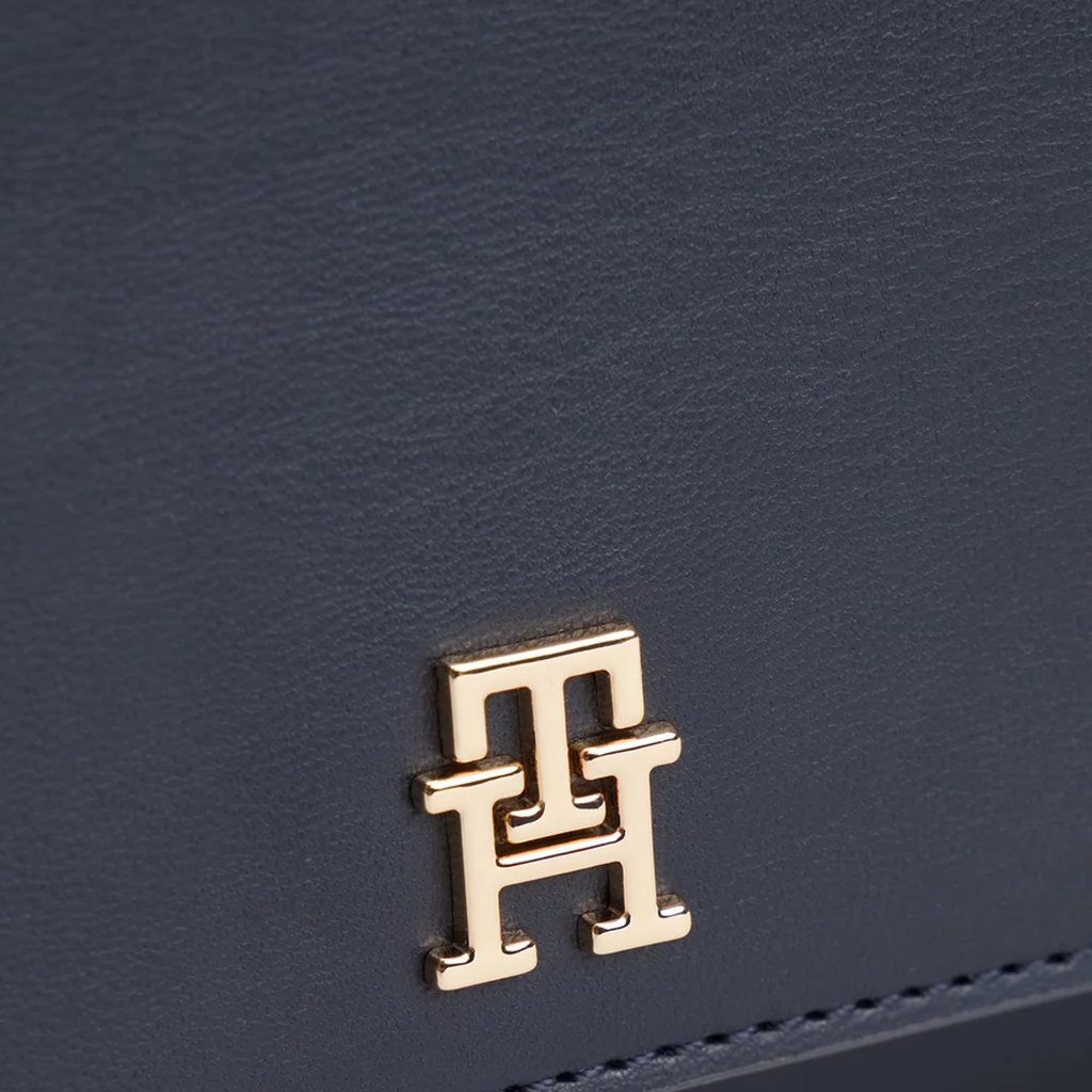 Tommy Hilfiger Crossbody
