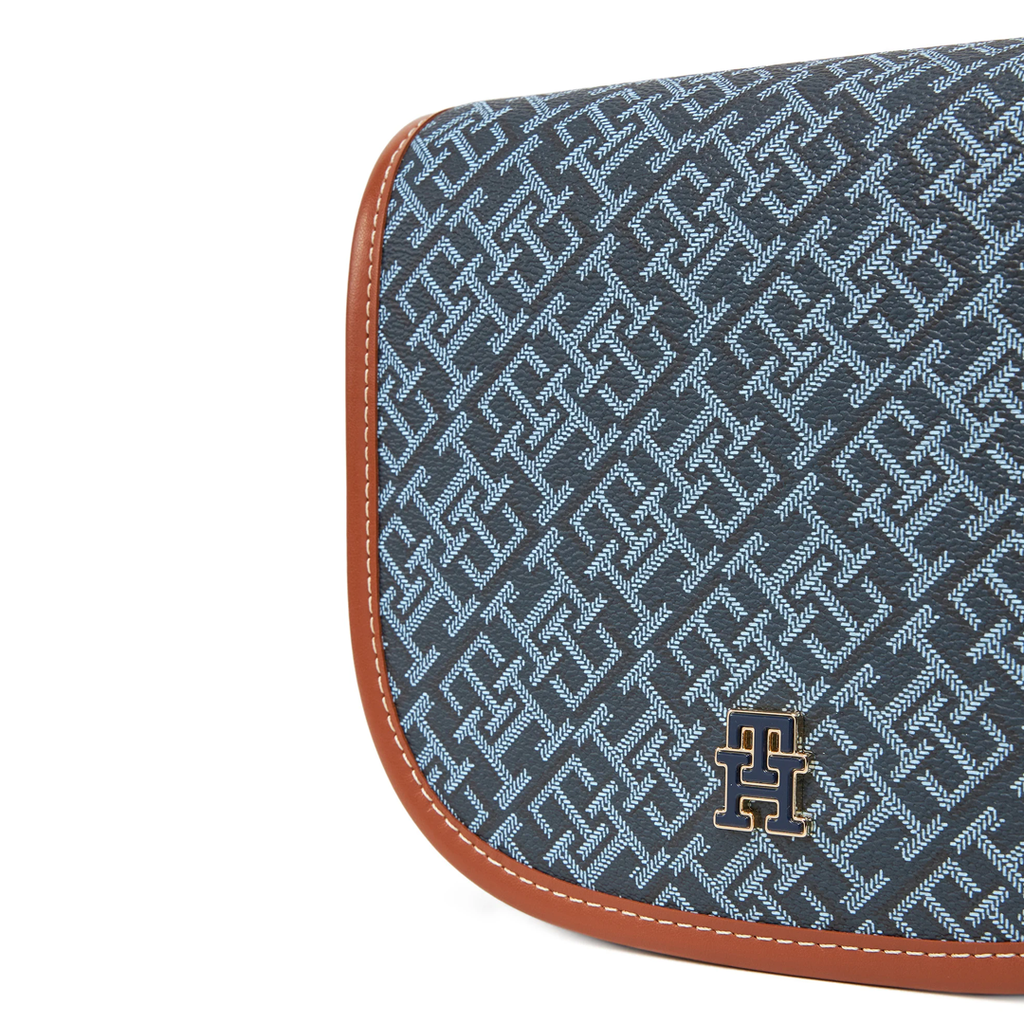 Tommy Hilfiger Crossbody