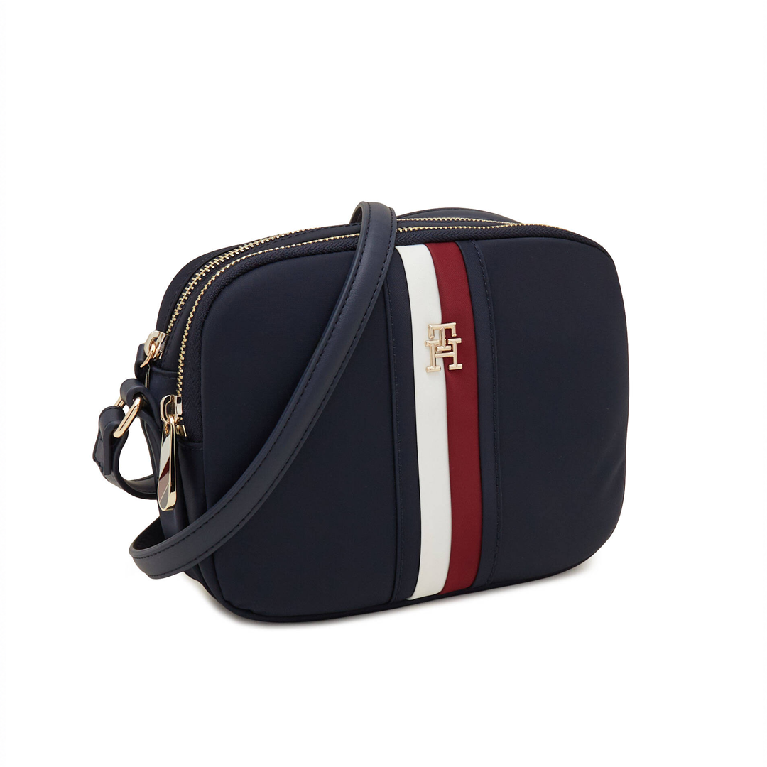 Tommy Hilfiger CROSSOVER