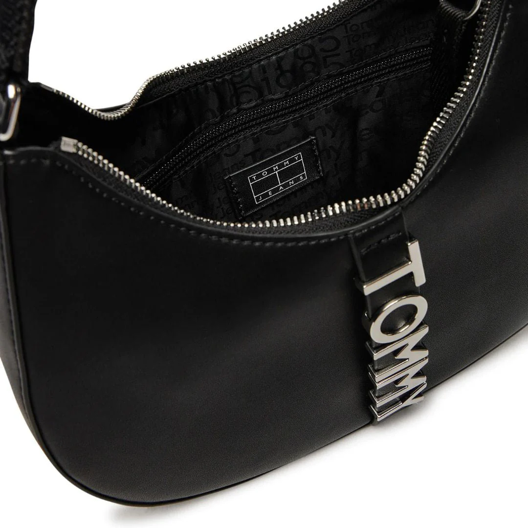 Tommy Hilfiger Crossbody